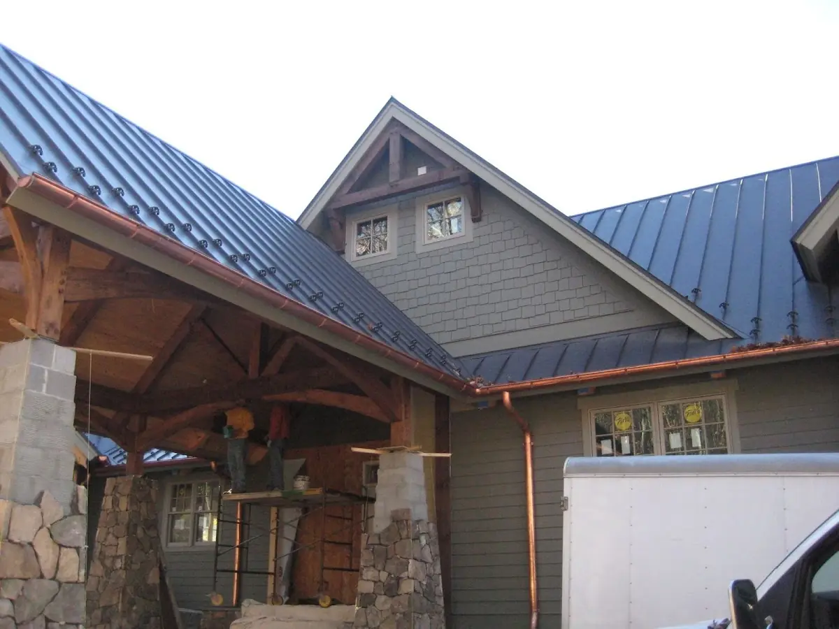 Craftsman Roofing team delivering quality roofing work in Memphord Estates
